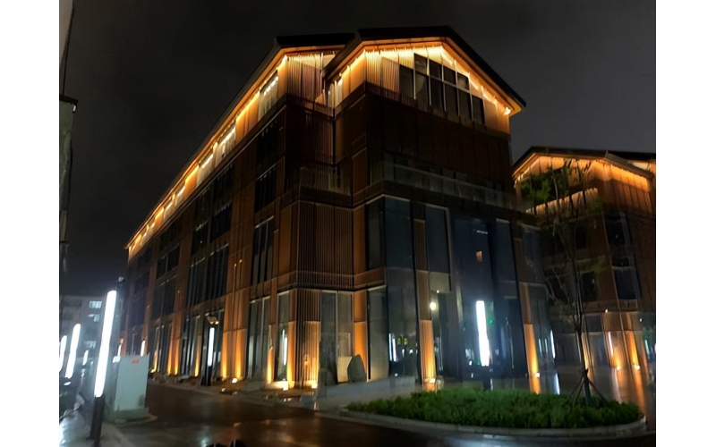 光影筑魂夜經(jīng)濟：山東原實科技賦能陽信圣豪悠樂里夜間的靈魂