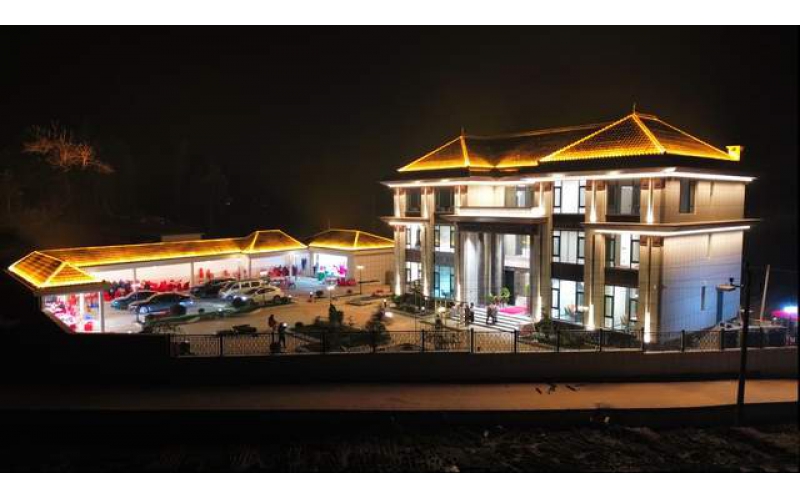 &zwj;光影筑家：別墅燈光亮化工程，點(diǎn)亮庭院與建筑的詩(shī)意夜境