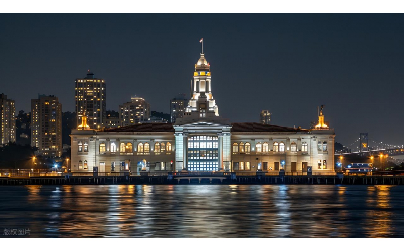 光影筑魂：樓體亮化工程的城市煥新密碼與原實(shí)科技實(shí)踐